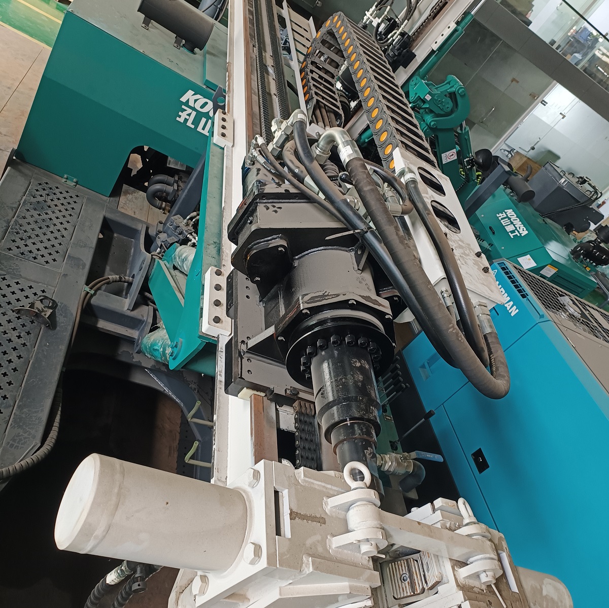 Rantai Pelat Kekuatan Tinggi untuk Mesin Pengeboran Baut Batu